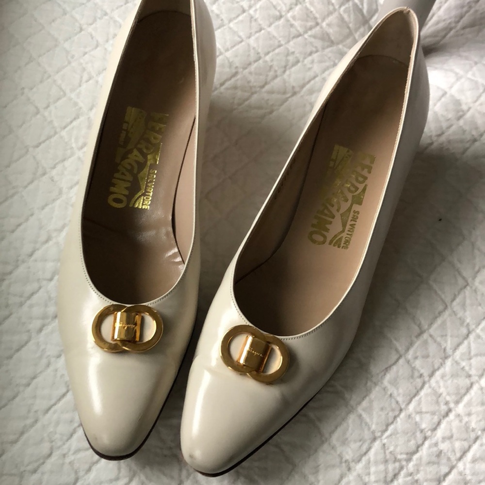 Ferragamo Pumps